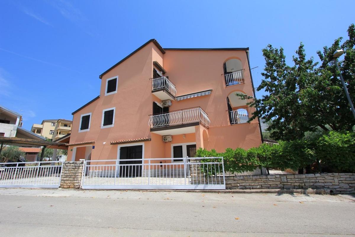 Apartments Susy Pula Extérieur photo