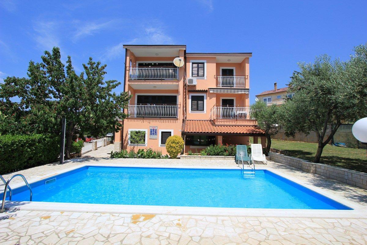 Apartments Susy Pula Extérieur photo
